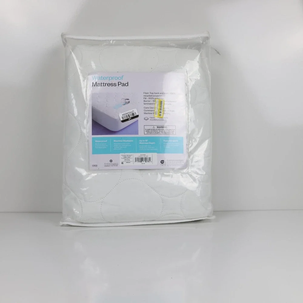 Room Essentials Universal‎ Waterpoof Mattress Underpad 54